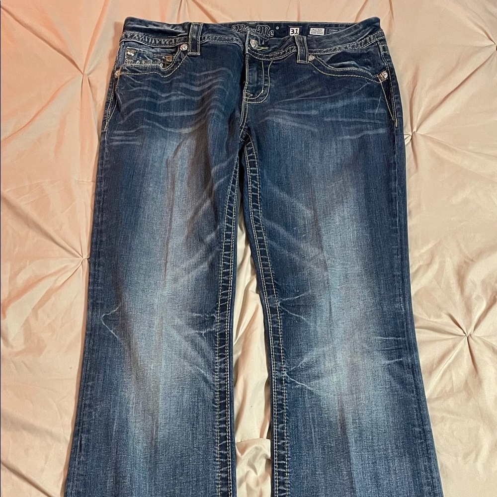 Miss Me Jeans. 31. New without Tags.. Great Shape.. Easy Boot… Cutest Design!